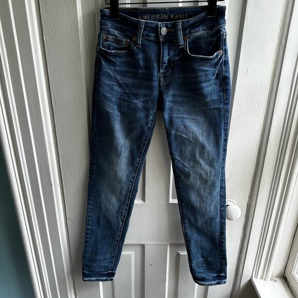 American Eagle Skinny Jeans Dark Wash - Picture 2 of 12
